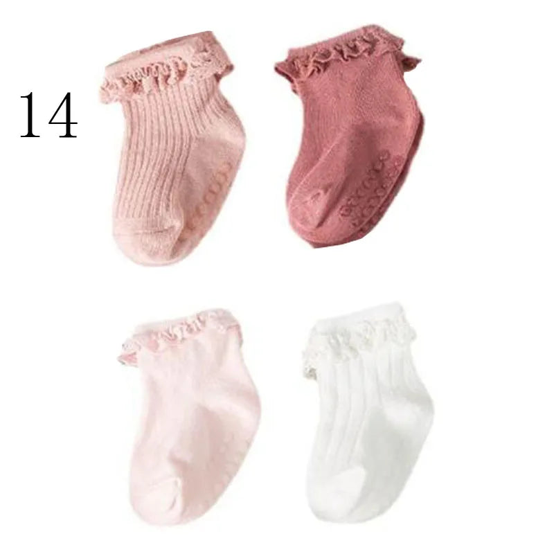 Kit com 4 pares de meias New baby