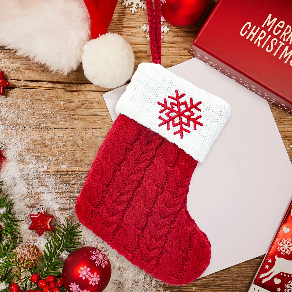 Enfeite de Natal - Meias de tricot com letras do alfabeto