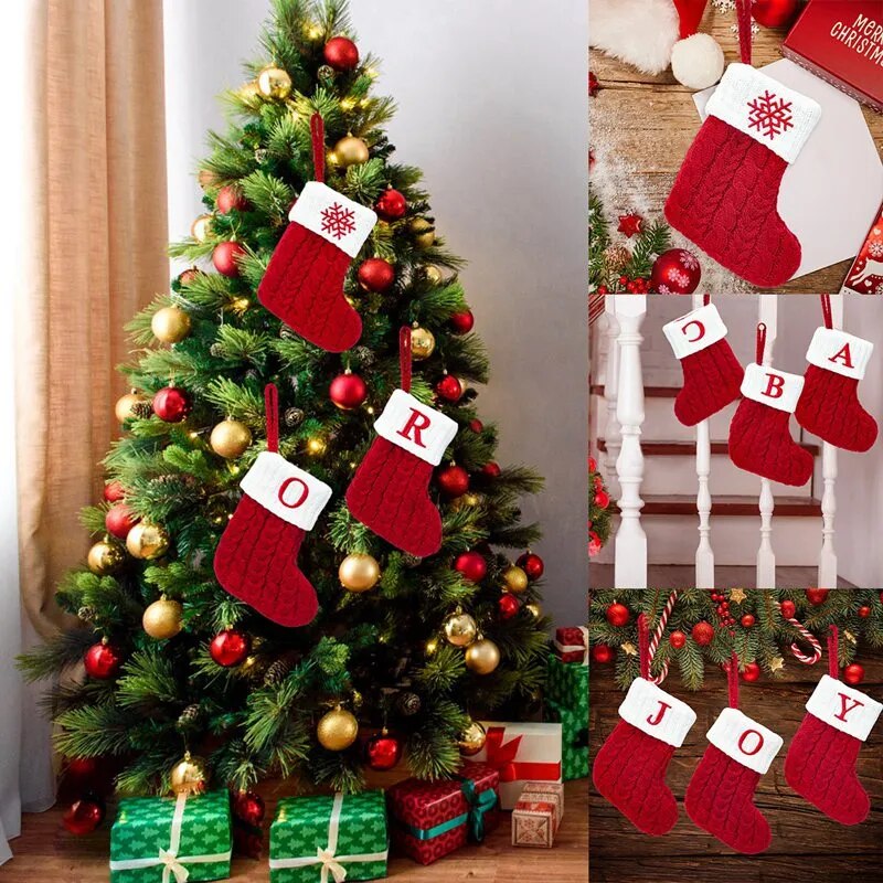 Enfeite de Natal - Meias de tricot com letras do alfabeto